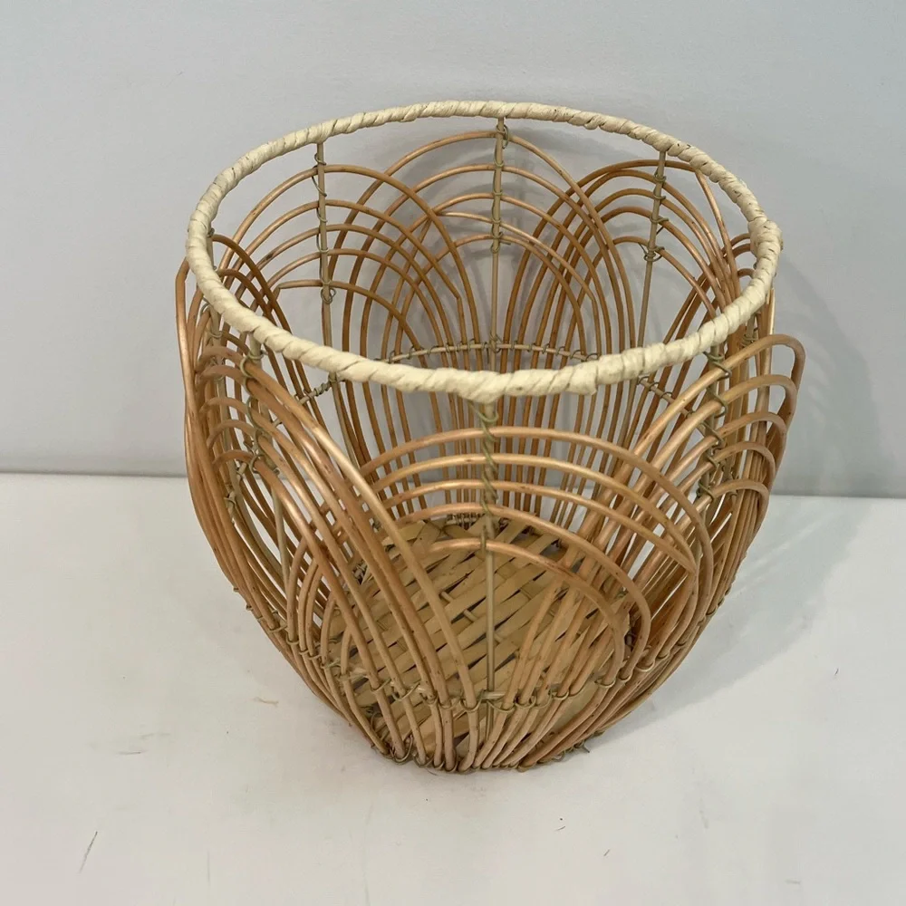 Rattan Wicker Planter Round Arches